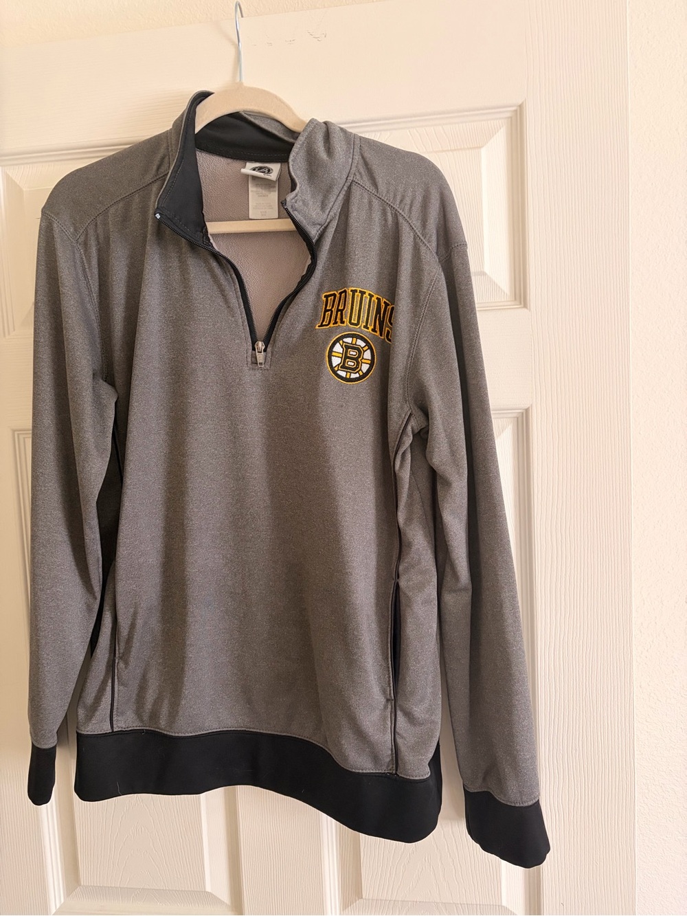 NHL Gray and Black Bruins Half-Zip Pullover